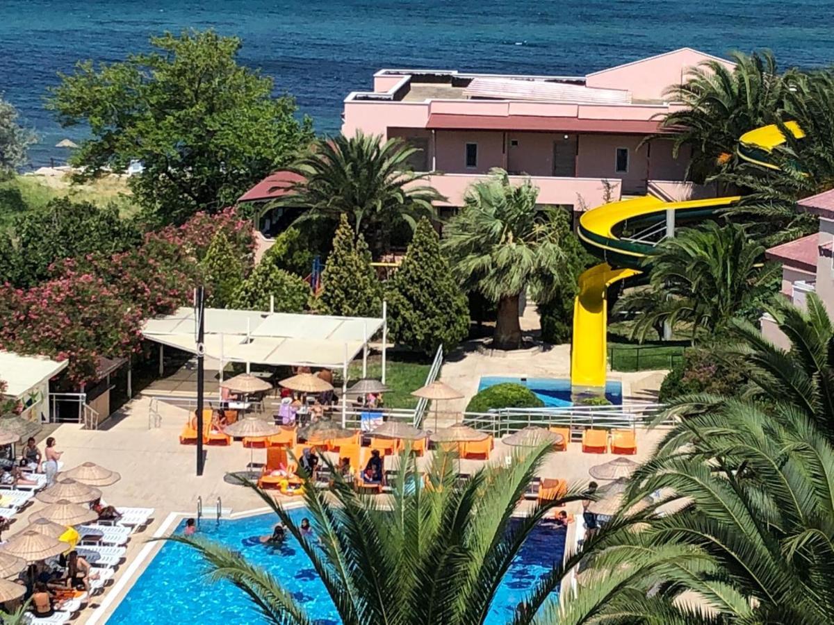 Afytos Oeren Park Mtk Hotel Exterior foto