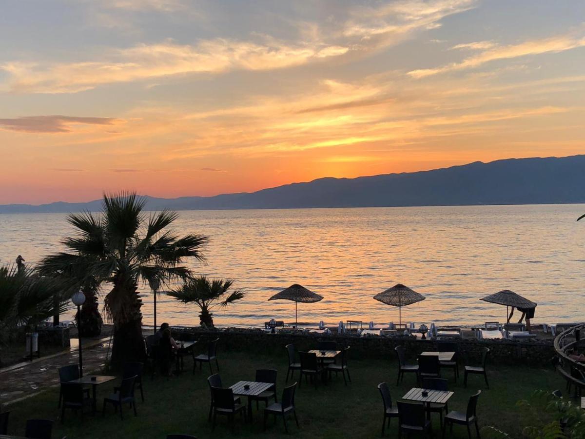 Afytos Oeren Park Mtk Hotel Exterior foto