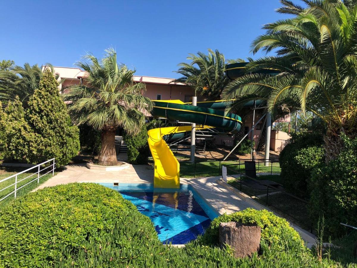 Afytos Oeren Park Mtk Hotel Exterior foto