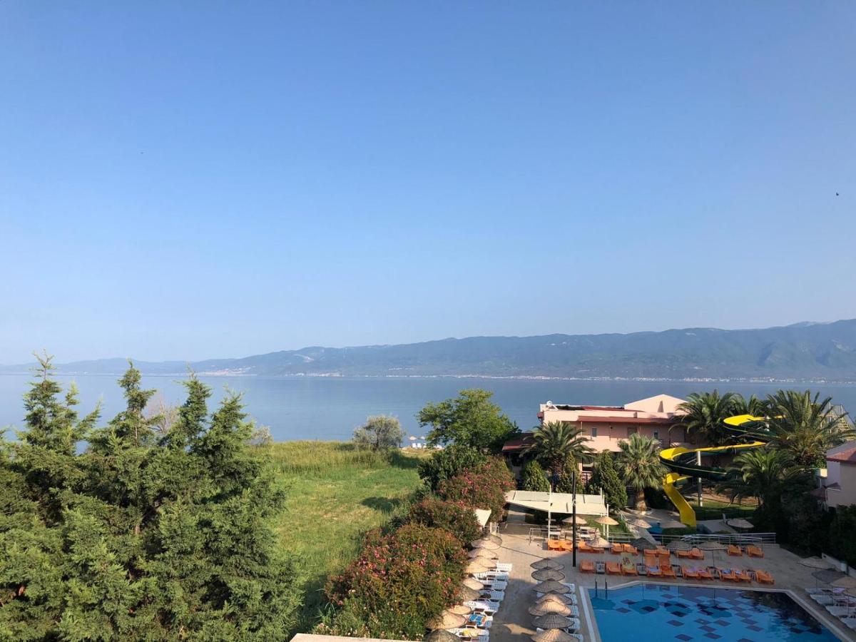 Afytos Oeren Park Mtk Hotel Exterior foto