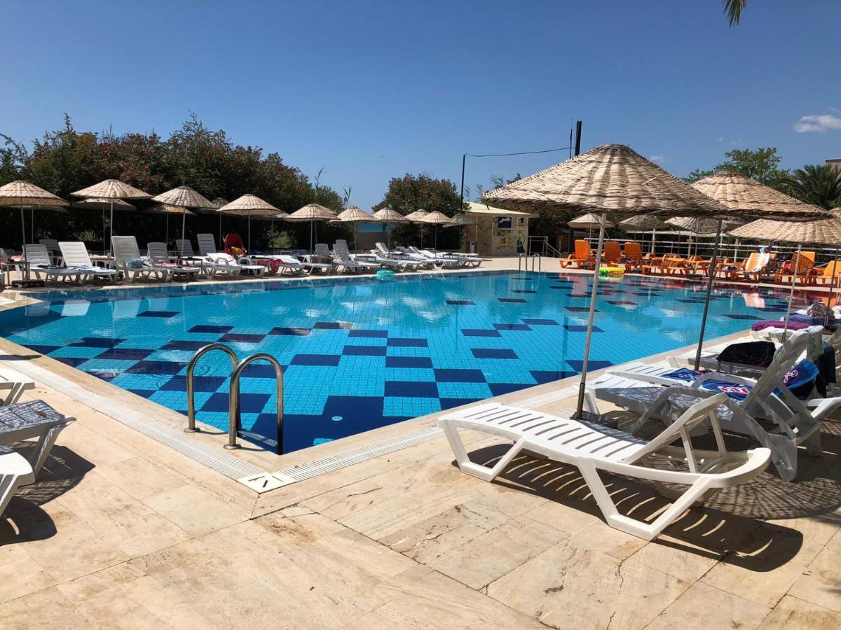 Afytos Oeren Park Mtk Hotel Exterior foto